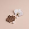 Обеци на щифт с висулка Orchids White Marble and Gold